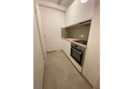 WG-Zimmer in Frankfurt am Main 550,00 € 24.24 m²