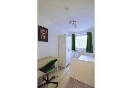 WG-Zimmer in Düsseldorf 609,00 € 9 m²
