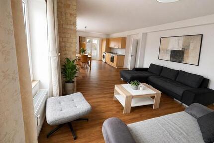 Möbliertes WG-Zimmer mit großer Dachterrasse und Gemeinschaftsküche - Ottobrunn