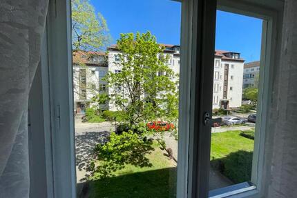 WG-Zimmer für 1 Person zu vermieten - Berlin Lankwitz