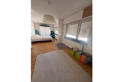 2 Zimmer Wohnung mit zusätzlichen Studiozimmer DG - Heidelberg Kirchheim