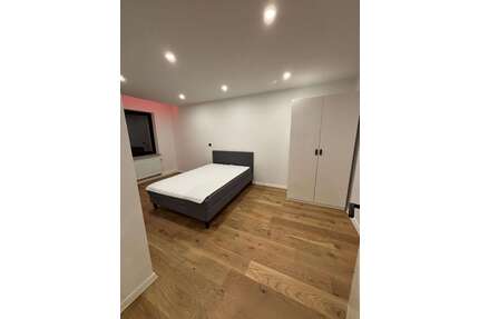 WG-Zimmer in Nürnberg 375,00 € 15 m²