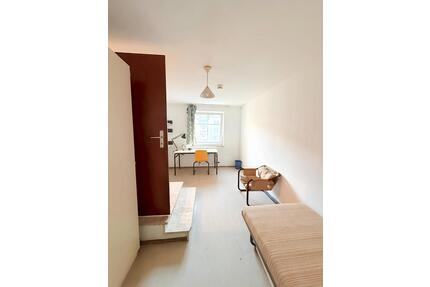 Zimmer in 2er WG - Doppelappartement - Erlangen Am Anger