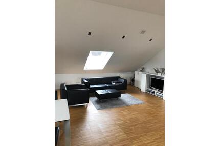Dachgeschoss Wohnung 100qm - 1.100,00&nbsp;EUR Kaltmiete, ca.&nbsp; 100,00&nbsp;m&sup2; in Steinhagen (PLZ: 33803)