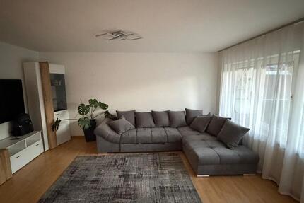 Schöne Erdgeschoss Wohnung 3,5 Zimmer mit Garten - Bad Friedrichshall