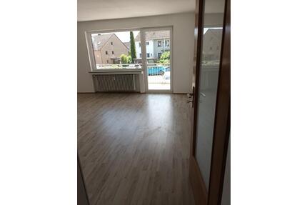 Sanierte 3 Zimmer Wohnung Balkon in Rodenberg