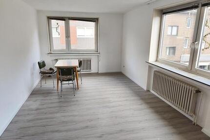 Erstbezug nach Renovierung 2 Zimmer Wohnung - Oberhausen Osterfeld