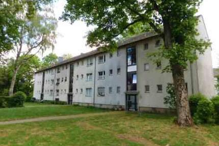 Schöne 2-Raumwohnung renoviert in ruhiger Lage am Crönpark... - Krefeld Gellep-Stratum