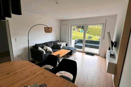 Barrierefreie,helle Souterrainwohnung 3 Zimmer Wohnung - Kalletal