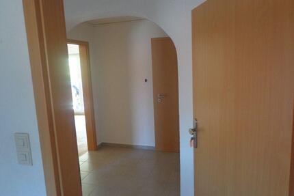 Schöne helle 3 Zimmer Wohnung mit zwei Balkone - Burgsinn