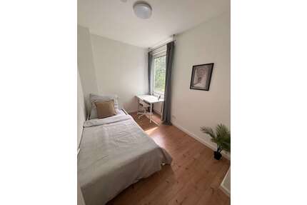 WG-Zimmer in Frankfurt am Main 475,00 € 9 m²