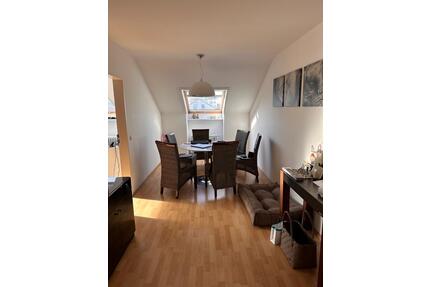 Helle 3,5 Zimmer in Echterdingen mit Südbalkon und Stellplatz, Er - Leinfelden-Echterdingen