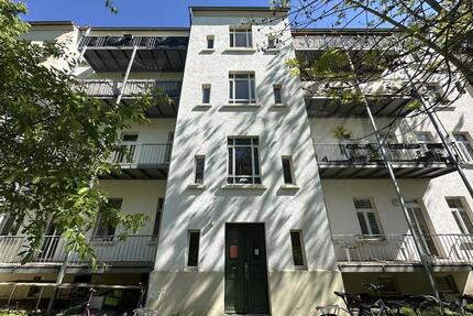 **Große und helle 2-Zimmer-Wohnung mit Balkon** - Leipzig Nordwest