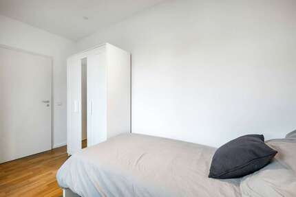 WG-Zimmer in München 890,00 € 10 m²