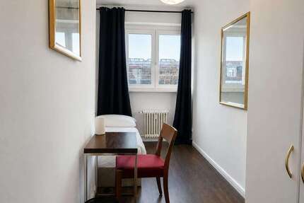 WG-Zimmer in Berlin 599,00 € 10 m²