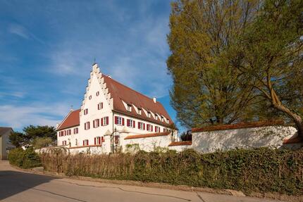 1-Zimmer-Apartments in Senioren WG im Rosenschloss Gundelfingen zu vermieten - Gundelfingen an der Donau