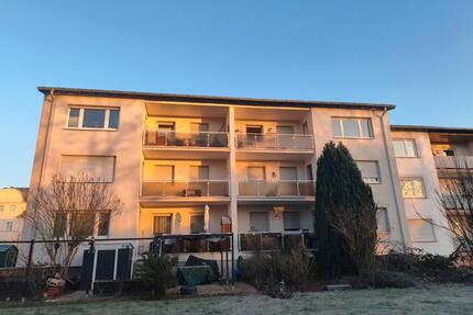 4 Zimmer Wohnung in Butzbach - 1.200,00&nbsp;EUR Kaltmiete, ca.&nbsp; 85,00&nbsp;m&sup2; in Butzbach (PLZ: 35510)
