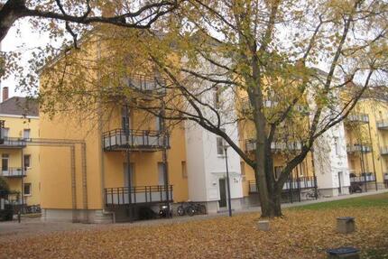 3 Zimmer mit BAlkon in ruhiger Stadtlage - Karlsruhe Südstadt