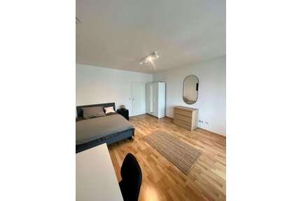 WG-Zimmer in München 990,00 € 17 m²