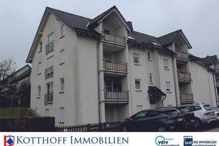 Erstbezug nach Renovierung - 3 Zimmer mit Stellplatz und Balkon in ruhiger Wohnlage - Schmallenberg