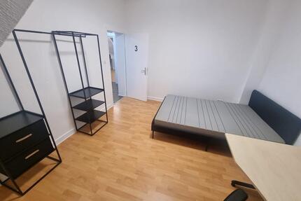 Zimmer 3er WG oder 2er WG - 350,00&nbsp;EUR Kaltmiete, ca.&nbsp; 20,00&nbsp;m&sup2; in Mayen (PLZ: 56727)