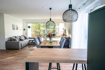 Exklusive 4 Zimmer Wohnung mit Garten und Terasse - Voll möbliert - Osnabrück Gretesch