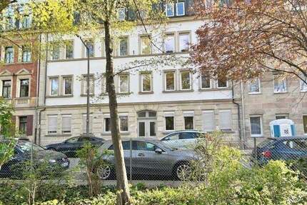 ***MINIMALISTISCHE 28 m² 2 ZIMMER SINGLE WOHNUNG*** KLEINER KOCHBEREICH - Fürth Innenstadt
