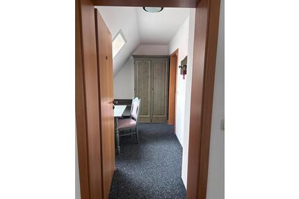 Perfekt für Studenten: Teilmöbiliertes Apartment 30m2 in Inningen - Augsburg Bergheim