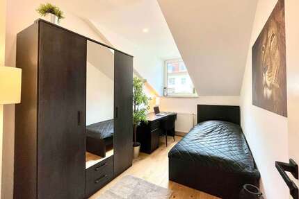 WG-Zimmer in München 900,00 € 10 m²