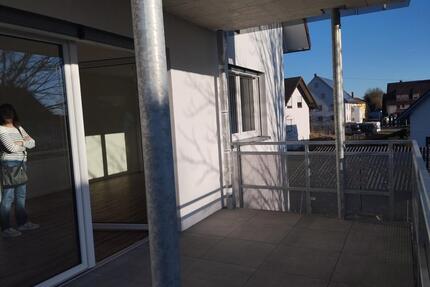 ERSTBEZUG! Tolle 3,5 Zimmer OG-Wohnung mit EBK, Balkon & Außenstellplatz zu vermieten! - Bad Buchau