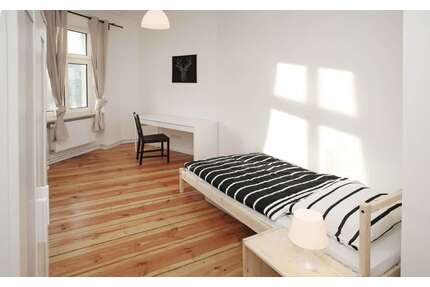 WG-Zimmer in Berlin 610,00 € 13 m²