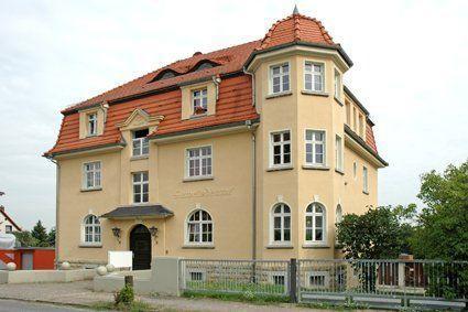 Renovierung einer herrlichen 2-Raum-Wohnung mit Gartenanteil! - Dresden Cossebaude