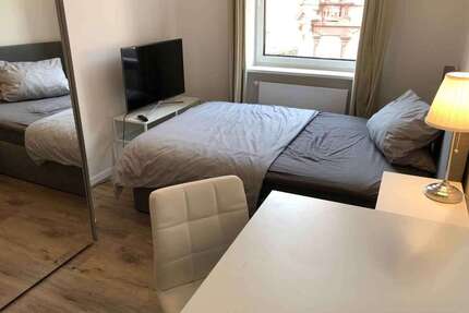 WG-Zimmer in Frankfurt am Main 665,00 € 10 m²