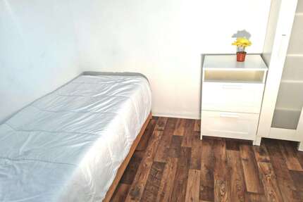 WG-Zimmer in Köln 799,00 € 10 m²