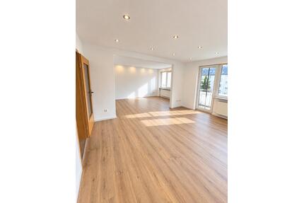 3-Zimmer-Wohnung mit 112 m², 2 Südbalkonen, Garage & Stellplatz - Kassel