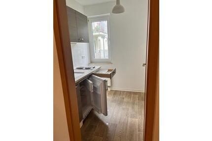 Frisch renovierte 2-Zimmer mit Dusche in beliebter Lage! TG mgl.! Teilmöbliert! - Chemnitz Altchemnitz