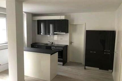 **2,5 Zimmer mit Garten in Untertürkheim** - Stuttgart Luginsland