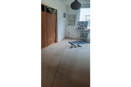 Zimmer zur Untermiete frei - 500,00&nbsp;EUR Kaltmiete, ca.&nbsp; 10,00&nbsp;m&sup2; in Lübeck (PLZ: 23552) Innenstadt