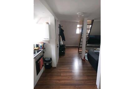 vermiet eine 2,5 Zimmer Wohnung,mit Einbauküche zum abkaufen. - Ansbach