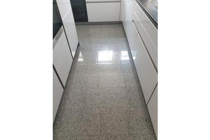 Helle+moderne 3-Zimmer Wohnung mit Terrasse in EttlingenBruchhau