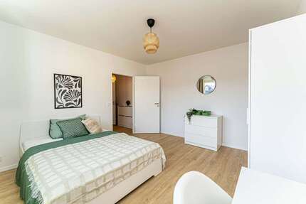 WG-Zimmer in Berlin 680,00 € 15.5 m²