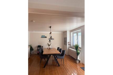 Mit Terasse und eigenem Garten: Charmante 2- Zimmer Wohnung - Flensburg Falkenberg