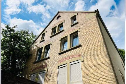 Gepflegte 2 Zimmer DG Mietwohnung in Stuttgart- West