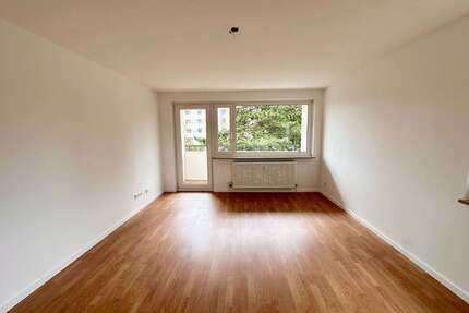 Wohnung zum Mieten in Nürnberg 925,00 € 75.42 m²