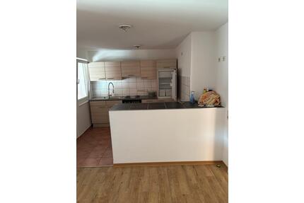 2 Zimmer, Küche, 2 Badezimmer Wohnung - Wachenheim an der Weinstraße