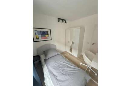 WG-Zimmer in Düsseldorf 699,00 € 15 m²