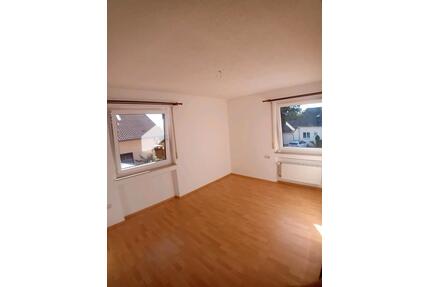 4 Zimmer Mietwohnung - 1.000,00&nbsp;EUR Kaltmiete, ca.&nbsp; 100,00&nbsp;m&sup2; in Bad Wurzach (PLZ: 88410)