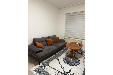 Nachmieter 3-Zimmer Wohnung in Ahlem mit Küche-Möbel 600€ KM. - Hannover Linden-Limmer