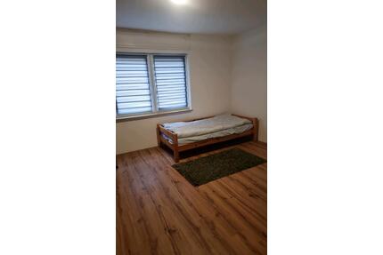 Zimmer Wohnung - 410,00&nbsp;EUR Kaltmiete, ca.&nbsp; 20,00&nbsp;m&sup2; in Versmold (PLZ: 33775)