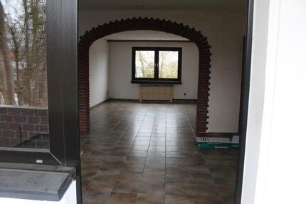 2-3 Zimmer Wohnung - 640,00&nbsp;EUR Kaltmiete, ca.&nbsp; 78,00&nbsp;m&sup2; in Essen (PLZ: 45355) Stadtbezirk IV